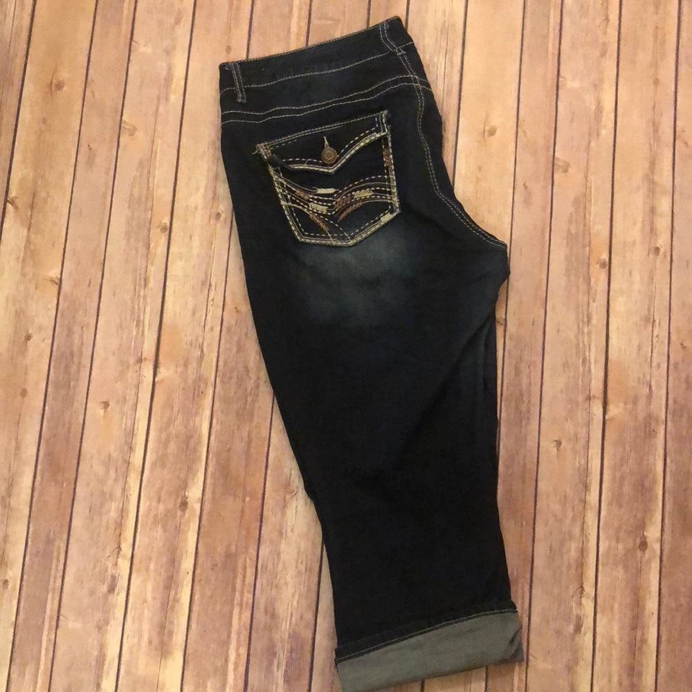 Maurices Capris